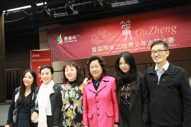 本届比赛邀请了两岸三地古筝名家担任评委